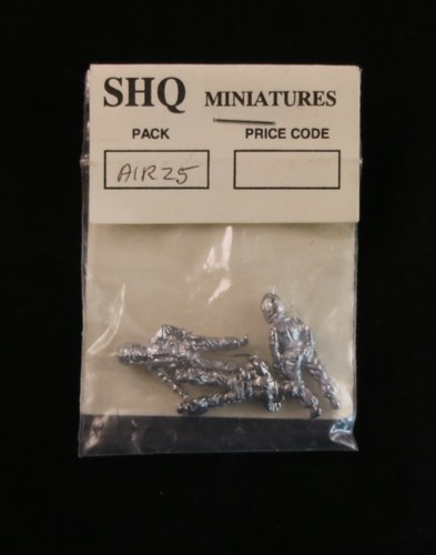 SHQ AIR25 1/72 Diecast 1960-80 US/NATO Fast Jet Ground Attack Air Crew - Picture 3 of 3