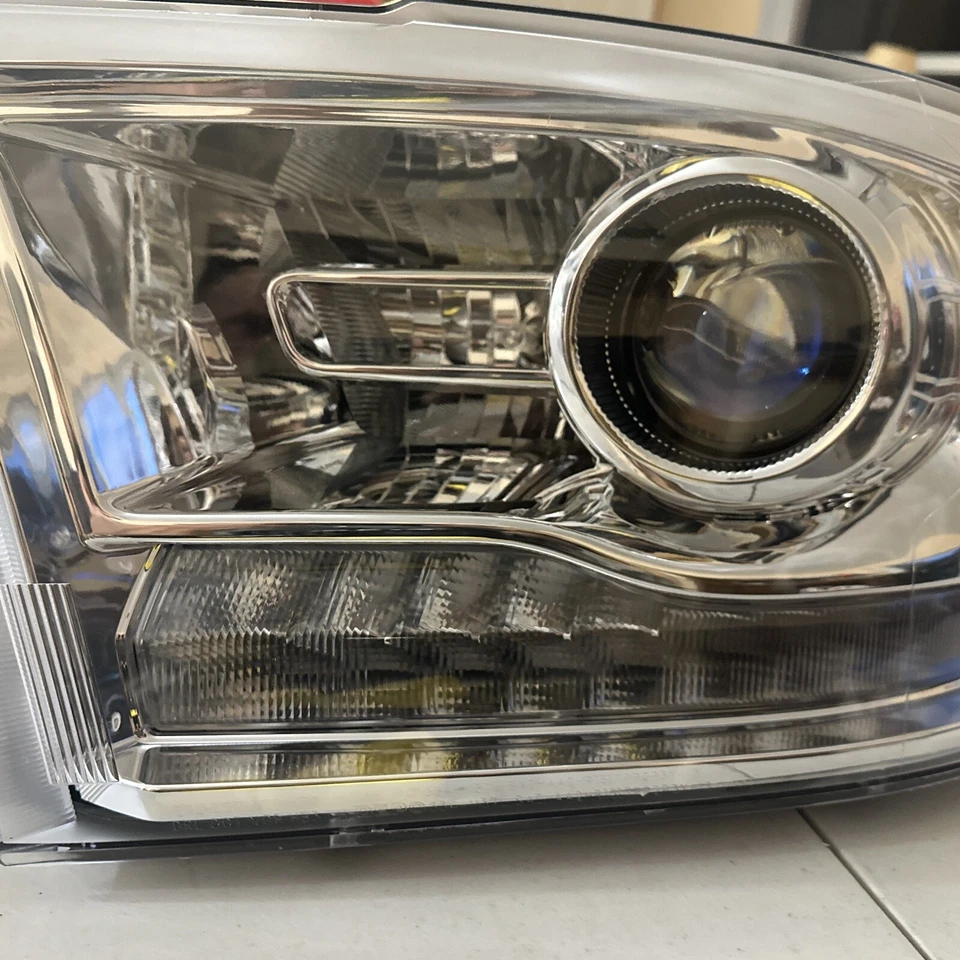 2009 - 2018 RAM 1500 2500 HEADLIGHT OEM CHROME DODGE RAM LEFT DRIVER SIDE (B1) - Image 2 of 4