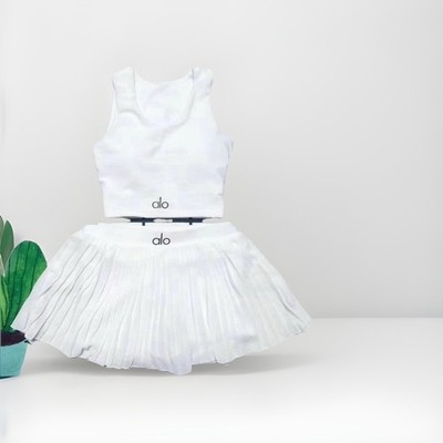 New alo pleated skirt set