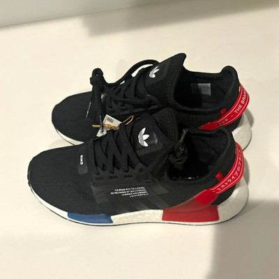 adidas NMD_R1.V2 J GW3553 Black/Red/Blue/White Lace Up Low Top Sneaker