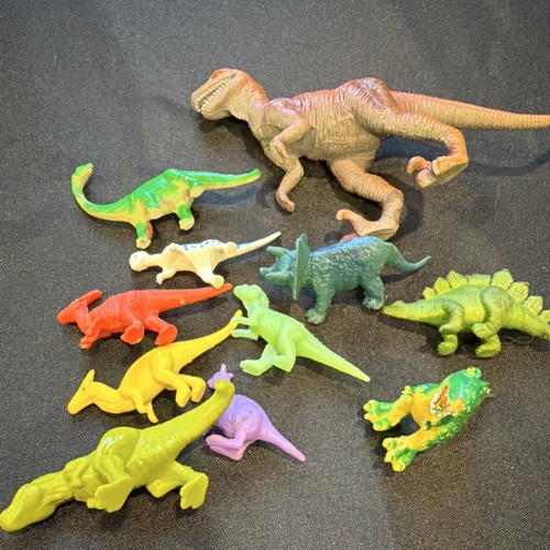 Random Set of 10 Colorful Plastic Dinosaur Figures Pretend Play for Ages 3-7