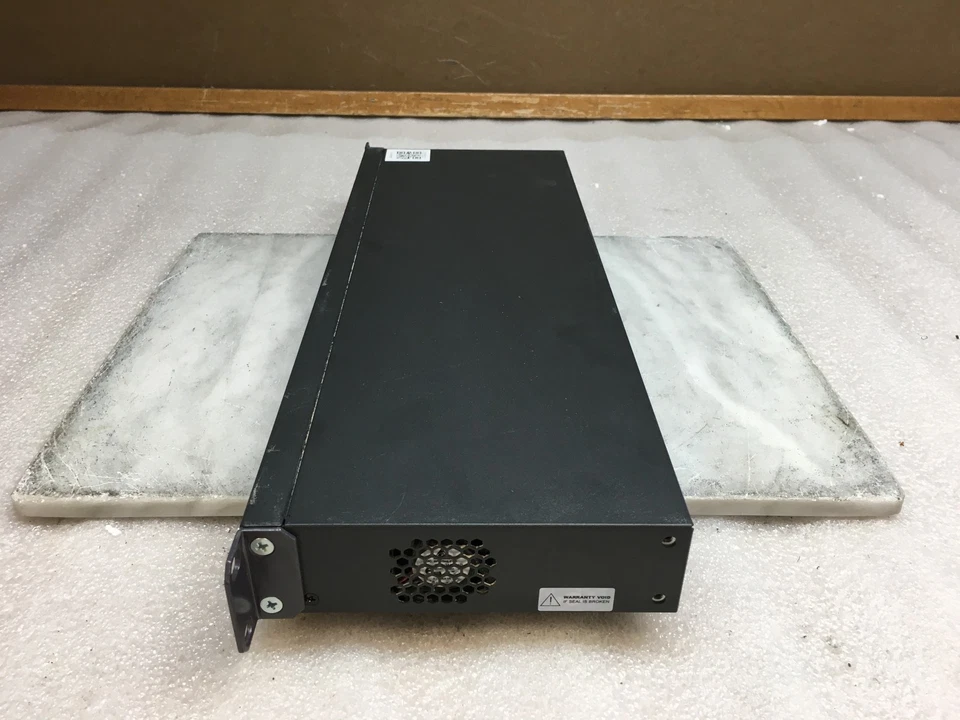 Interruptor de línea base 3COM 3CRBSG2893 2928-SFP Plus 1000 Base-X con montaje en rack Foto 4 de 4