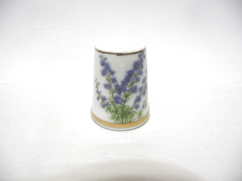 THIMBLE VINTAGE PORCELAIN JAPAN PRETTY DELPHINIUMS