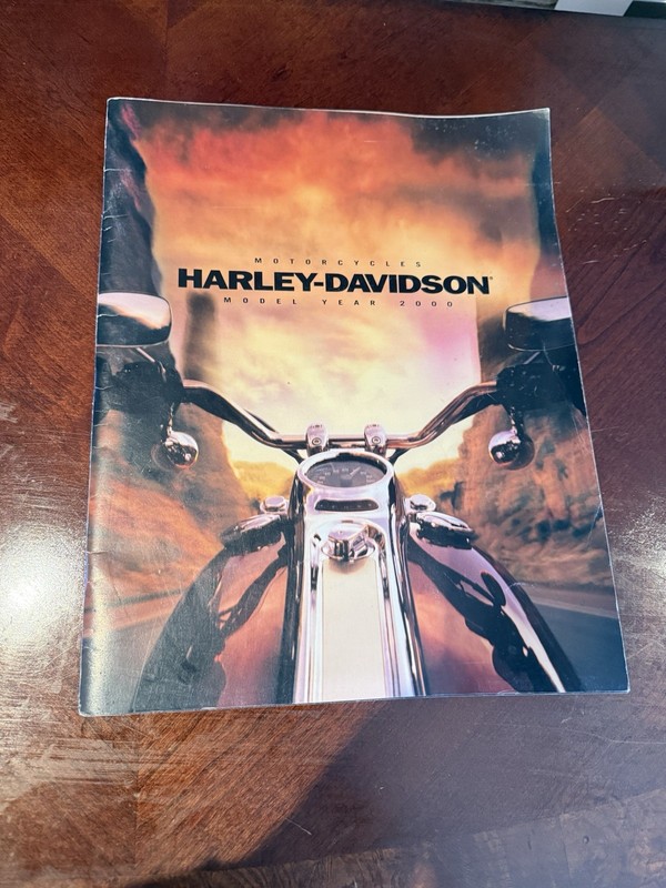 Harley-Davidson Motorcycles Model Year 2000 Printed Catalog Brochure Booklet
