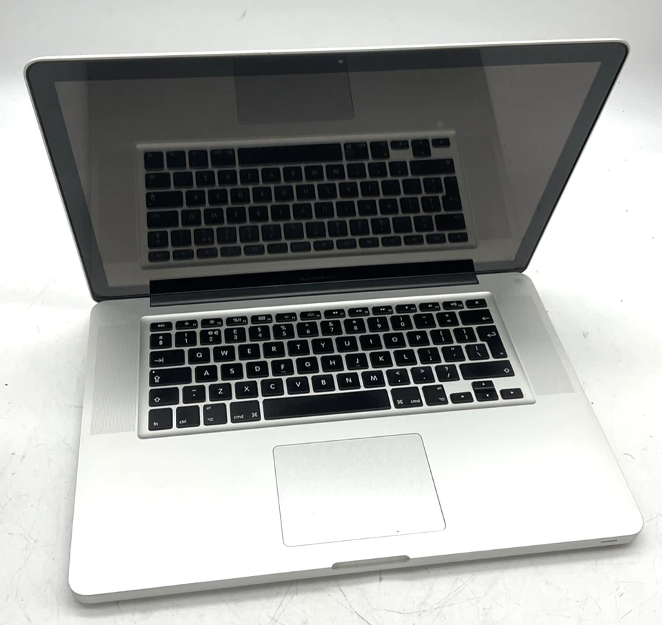 Apple MacBook Pro 15" 2011 · i7 · 8GB · 480GB, photo 1 of 5