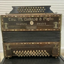 Famous Dallape Cromatic Accordion made in Italy works grate!!!!