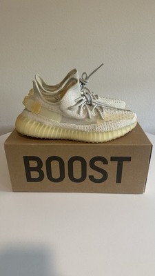 adidas Yeezy Boost 350 V2 Light GY3438 Low Top Beige Kanye West 2021