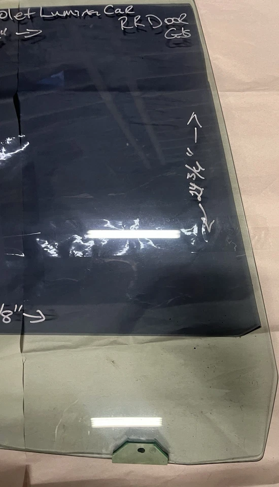 Cristal puerta trasera derecha pasajero Lumina 1995-2001 Foto 4 de 4