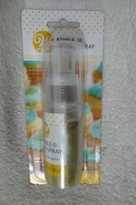 Wilton Edible Glitter Spray. 0.35oz Cakes Cupcakes Decorating Gold