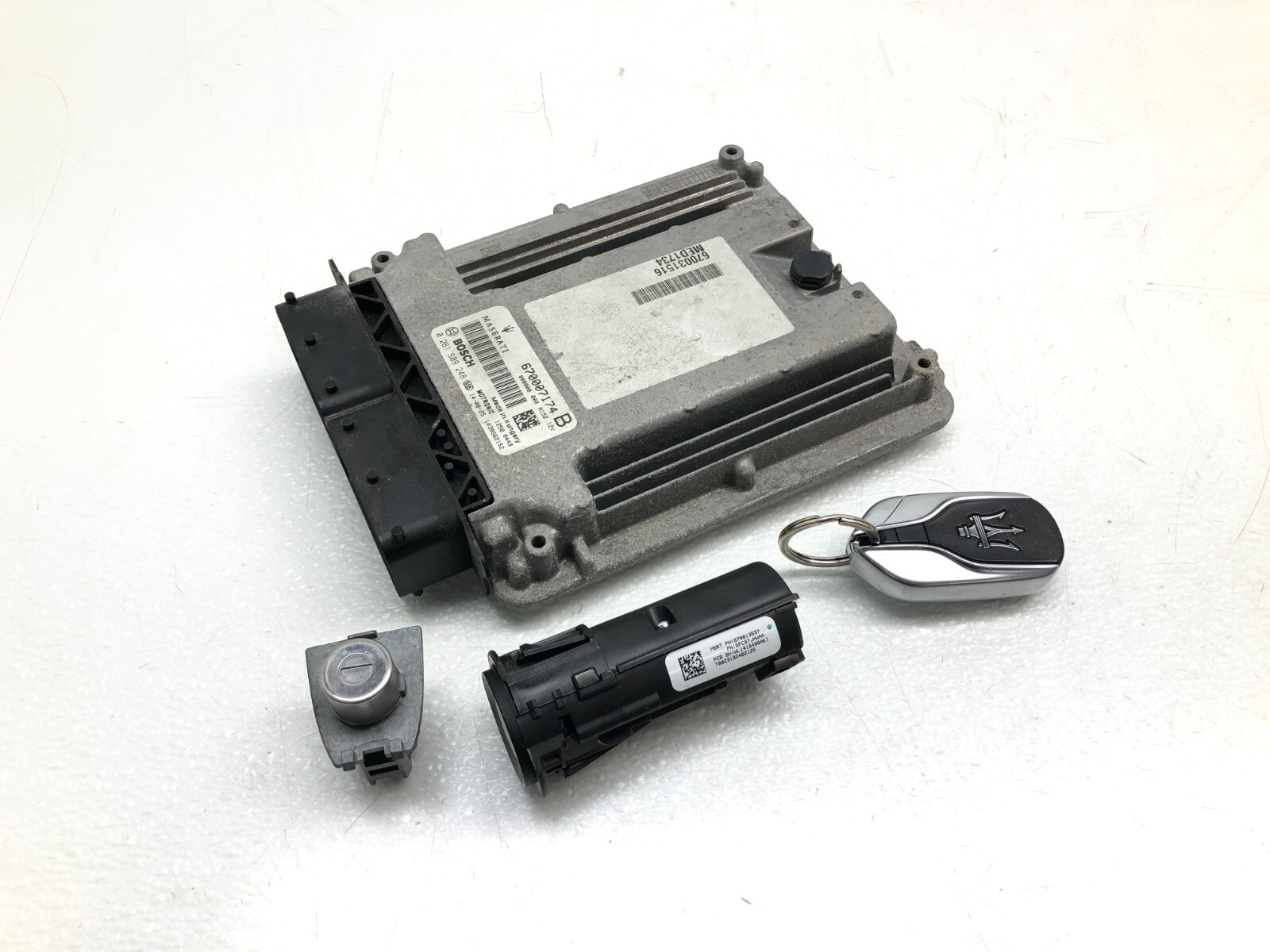 2014-2017 MASERATI GHIBLI SQ4 ENGINE COMPUTER CONTROL MODULE W/LOCK KEY OEM 55K.