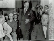 1952 Press Photo Judge James McGranery enters Senate Judiciary hearing room.