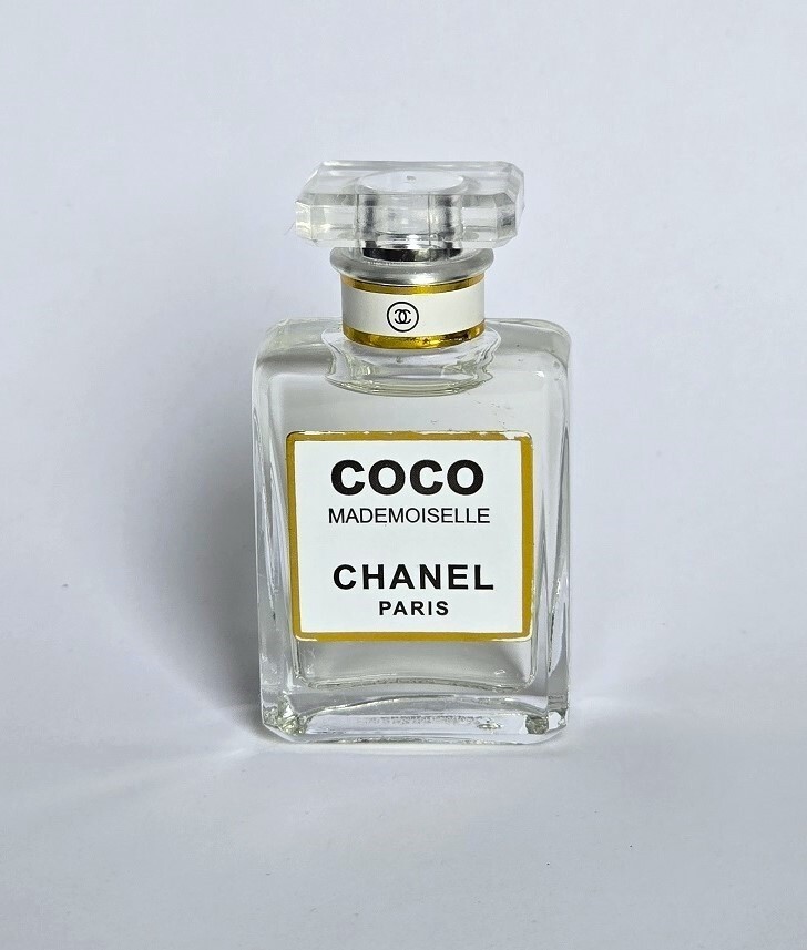 CHANEL COCO Eau de Parfum ミニサイズ Chanel Coco Mademoiselle Eau de Parfum Mini Miniature 0.25