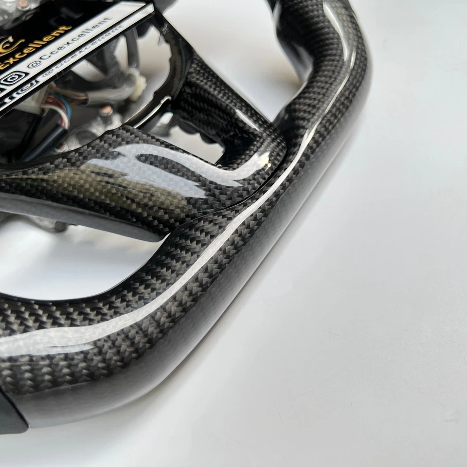 Volante de fibra de carbono real para Mazda 3 Axela CX-3 CX-5 2013-2017 Foto 4 de 4