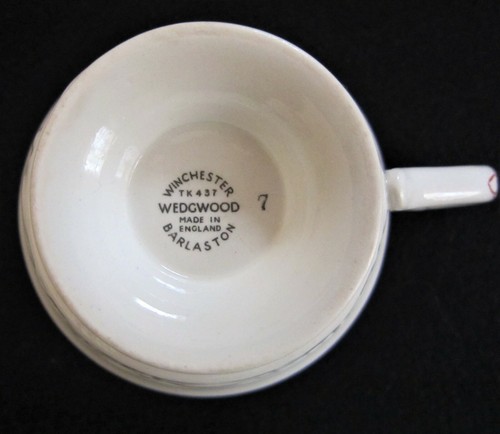 Vintage Wedgwood Teacups & Saucers Winchester Patrician Floral Multicolor TK437 - Picture 5 of 9