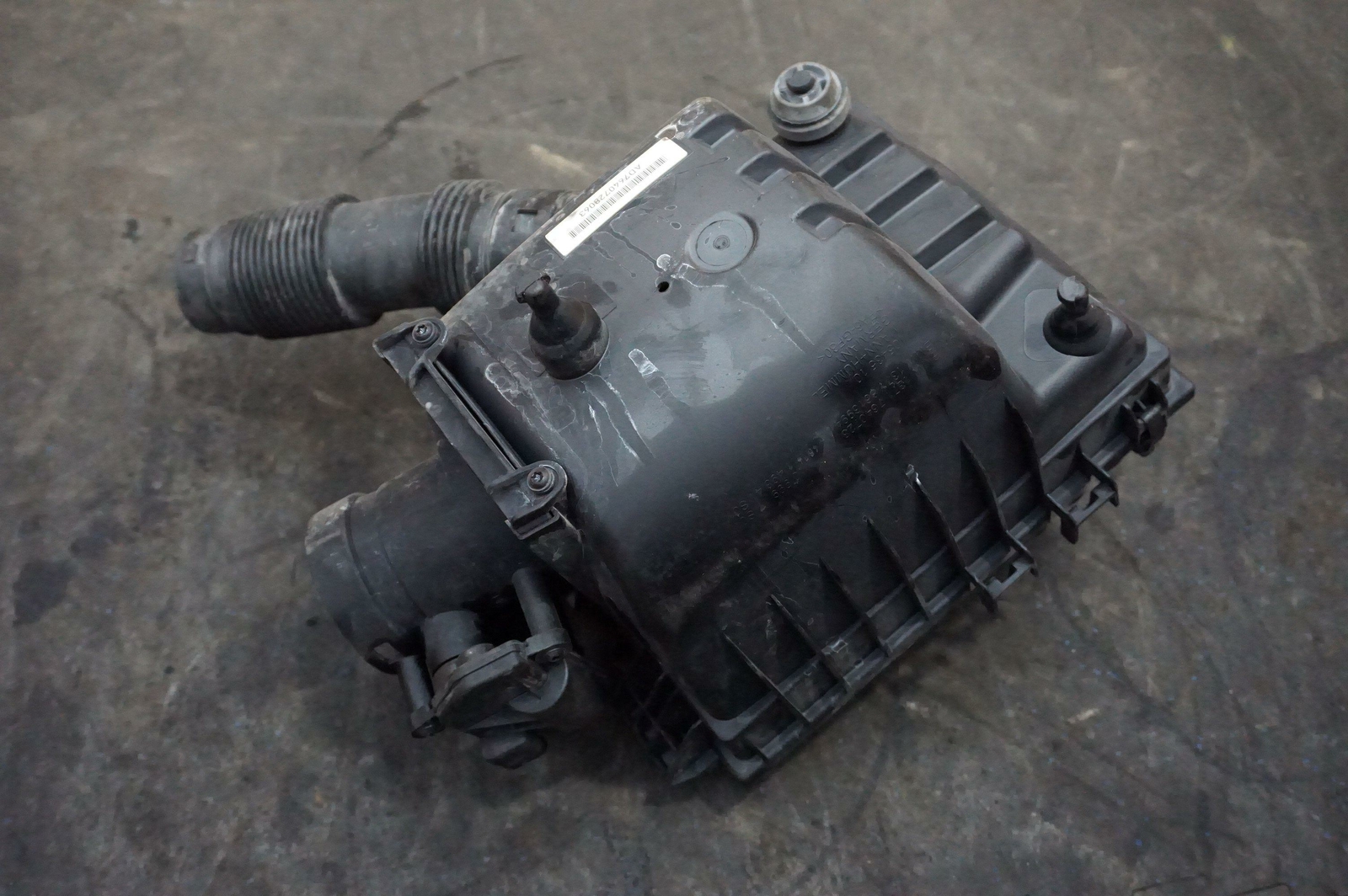 Air Cleaner Filter Box Flow Sensor MAF MAP 13717640728 OEM BMW i8 2014-19