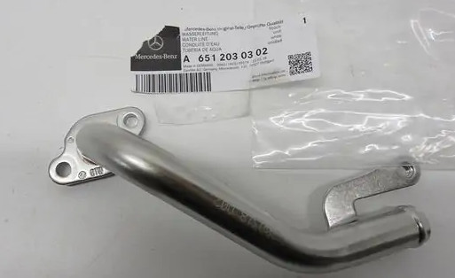 Conduite d'eau d'origine Mercedes-Benz B W246 A6512030302