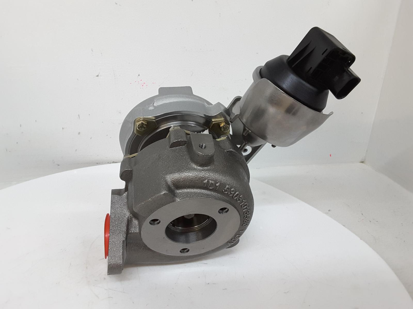 2014 Great Wall V200/v240 11-15 V200 TURBOCHARGER DIESEL V200 K2 53039880168 1118100-ED01A image 4