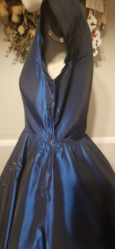 Vintage 1950 Midnight Blue Prom Dress With Velvet Acents - Picture 6 of 12