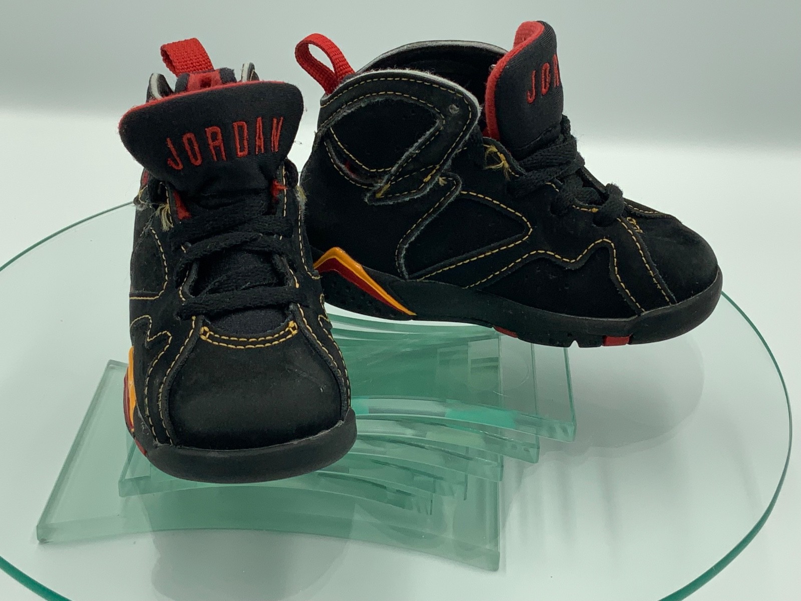 Size 6c Toddler Dj2776-081 Sneakers Black Red