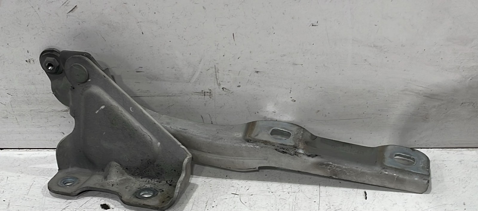 CERNIERA COFANO ANTERIORE DX PER CHEVROLET Trax 1° Serie (14>)