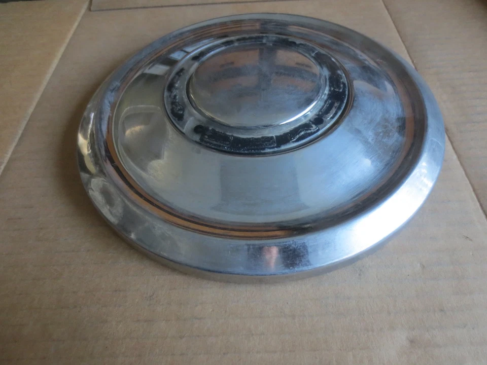 Tapacubos Alfa Romeo llanta tuerca rueda cubierta tapacubos central OEM USADO 9 3/4" VINTAGE Foto 2 de 4