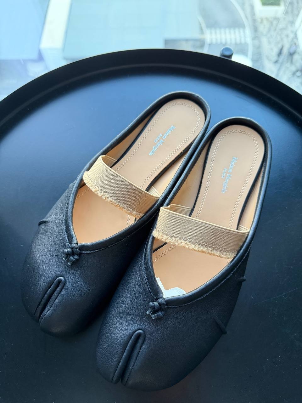 Maison Margiela Tabi Flat Mules Ballerinas – Black, Size 40 ,26cm