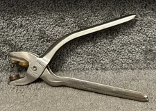 Vintage Scovill Snap Metal Rivet Punch Grommet Pliers Tool USA