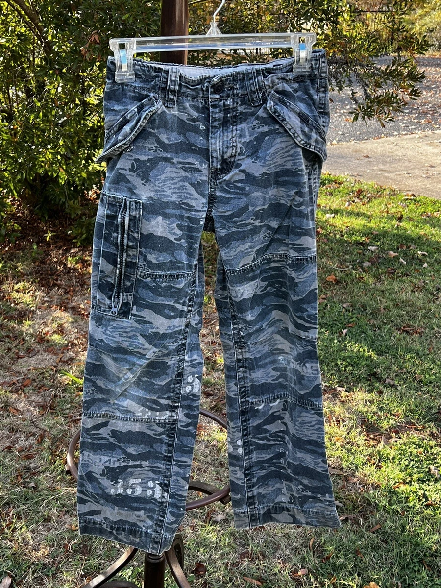 Share more than 93 gap camo cargo pants super hot in.eteachers