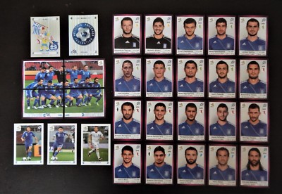Panini UEFA EURO 2012 Polen/Ukraine Komplettteam Griechenland + 2 Folienabzeichen (G)