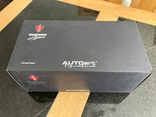 Autoart 1/18 Koenigsegg Agera - Red