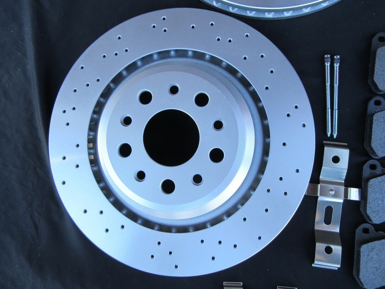 Maserati Ghibli Quattroporte Front Rear Brake Pads & Rotors HIGH PERFROMANCE