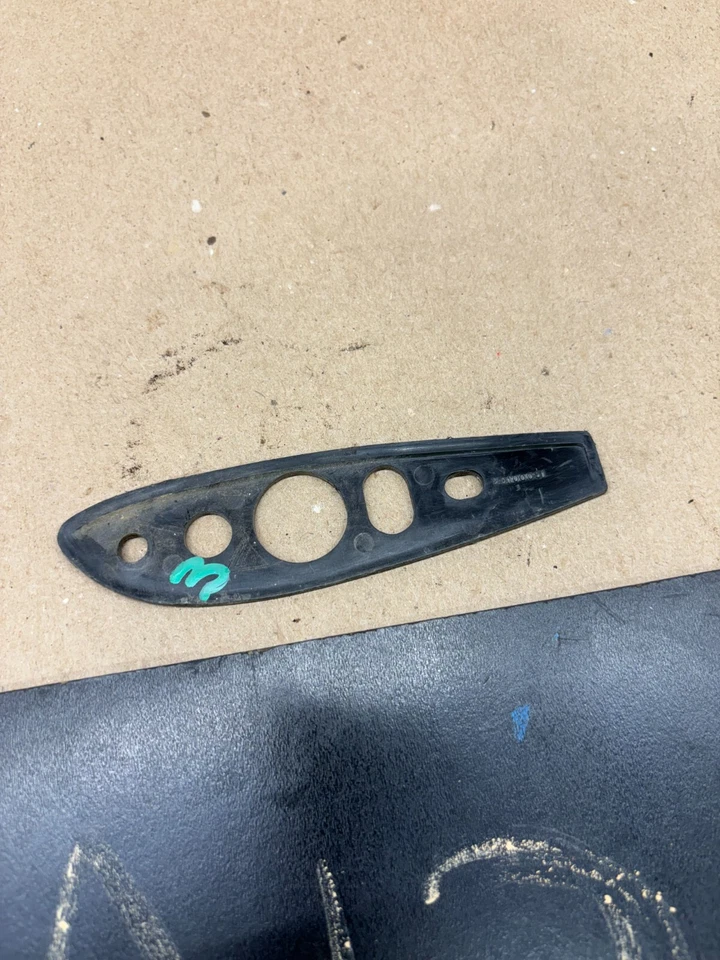 1 USED SIDE MIRROR GASKET MOUNT SHIM CAMARO NOVA IMPALA CHEVELLE GTO 20100051 OE - Image 3 of 4