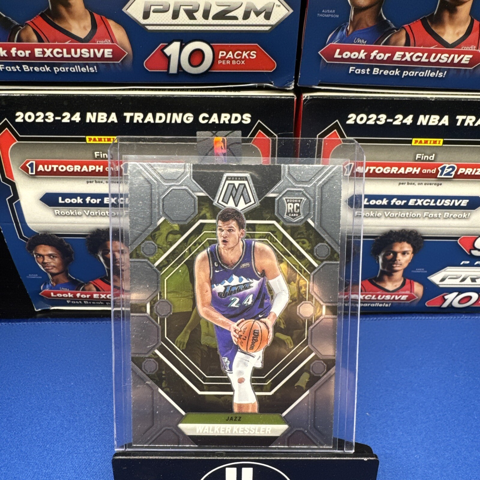 2022-23 Panini Mosaic - Rookies #212 Walker Kessler (RC)