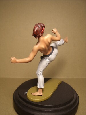 Figurine 1/18 Girl Dorothee Vroom Not Peint A Coller Autoart