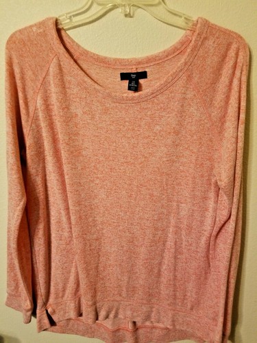 Gap Mujer Talla S Manga Larga Salmón Mármol 27 L 23 a través de la línea delantera del pecho bonito - Imagen 1 de 5