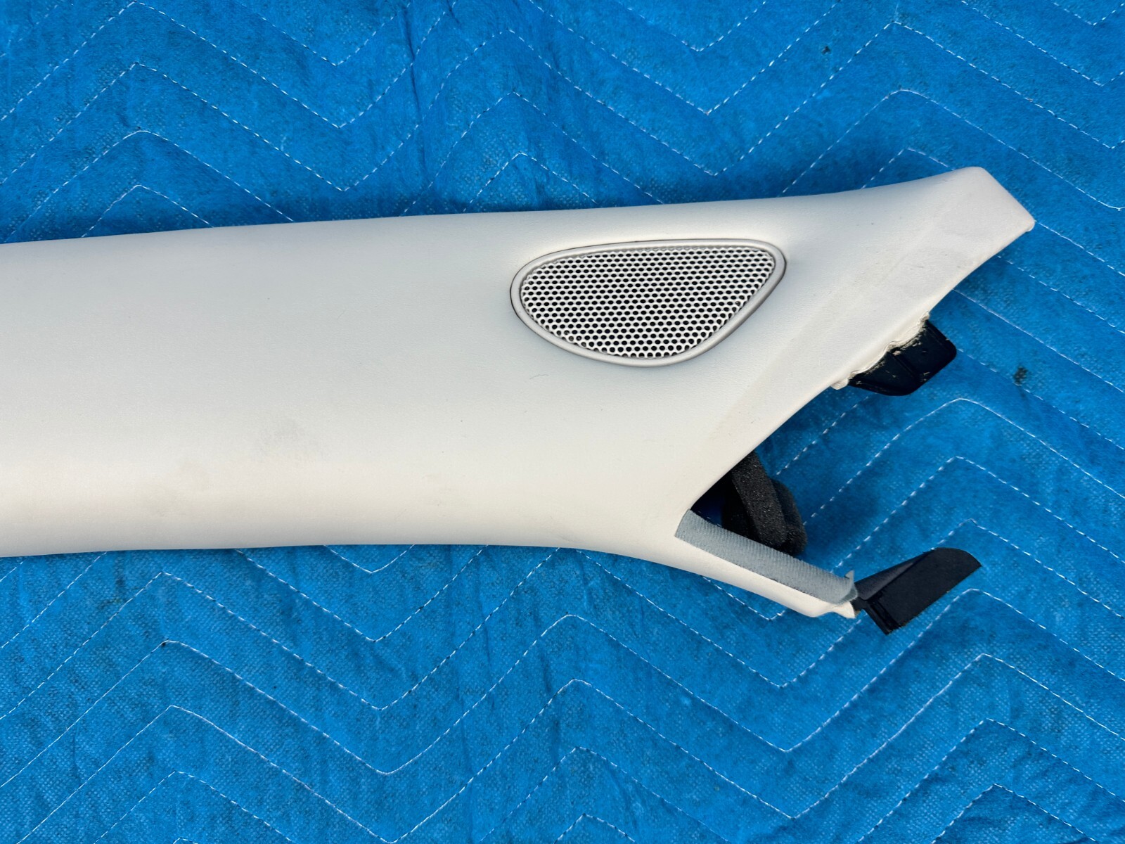 Bentley Flying Spur Windshield A-Pillar Trim Panel Driver's Side Ivory 06-12 OEM