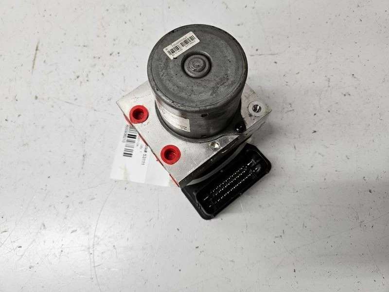 2015-2017 Hyundai Accent Abs Anti Lock Brake Pump Control Module OEM Foto 2 de 4