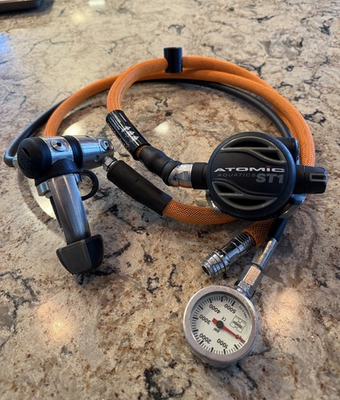 #ad Atomic Aquatics ST1 Scuba Regulator Set 1st amp; 2nd Stages Yoke with hose and SPG $900.00