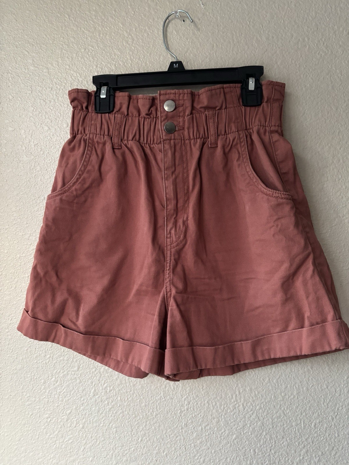 H&M Women's rust colored paperbag High Rise Cotton Cuffed Shorts Size 2