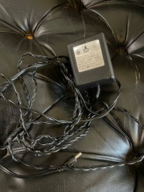 Atari Lynx Console With Case, AC adaptor, complete box, instructions, 4 games