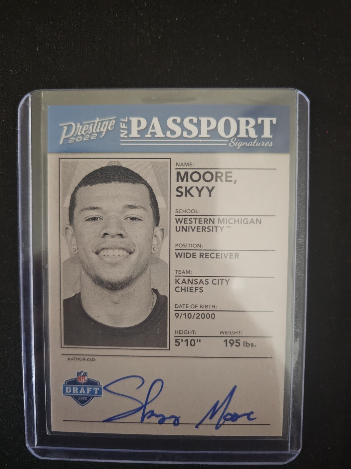 Skyy Moore Panini Prestige NFL Passport Signatures #NPSSM Base