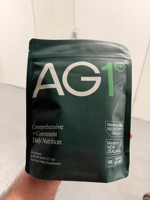 AG1 Athletic Green 30 Day Supply 13.8 Oz Exp 2027