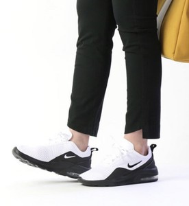 nike air max motion 2 womens trainers