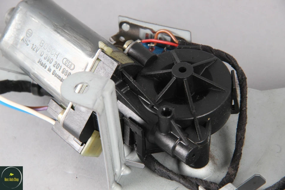 03-09 Mercedes W209 CLK500 CLK550 Cinturón Alimentador Motor Delantero Derecho Pasajero Foto 4 de 4