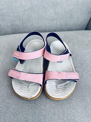 Girls Native Sandals Charley Size 10 Pink White Straps Hook and Loop Closure
