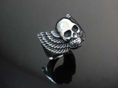 Expendable Heavy Silver Wing Skull Freedom Ring for Harley 
