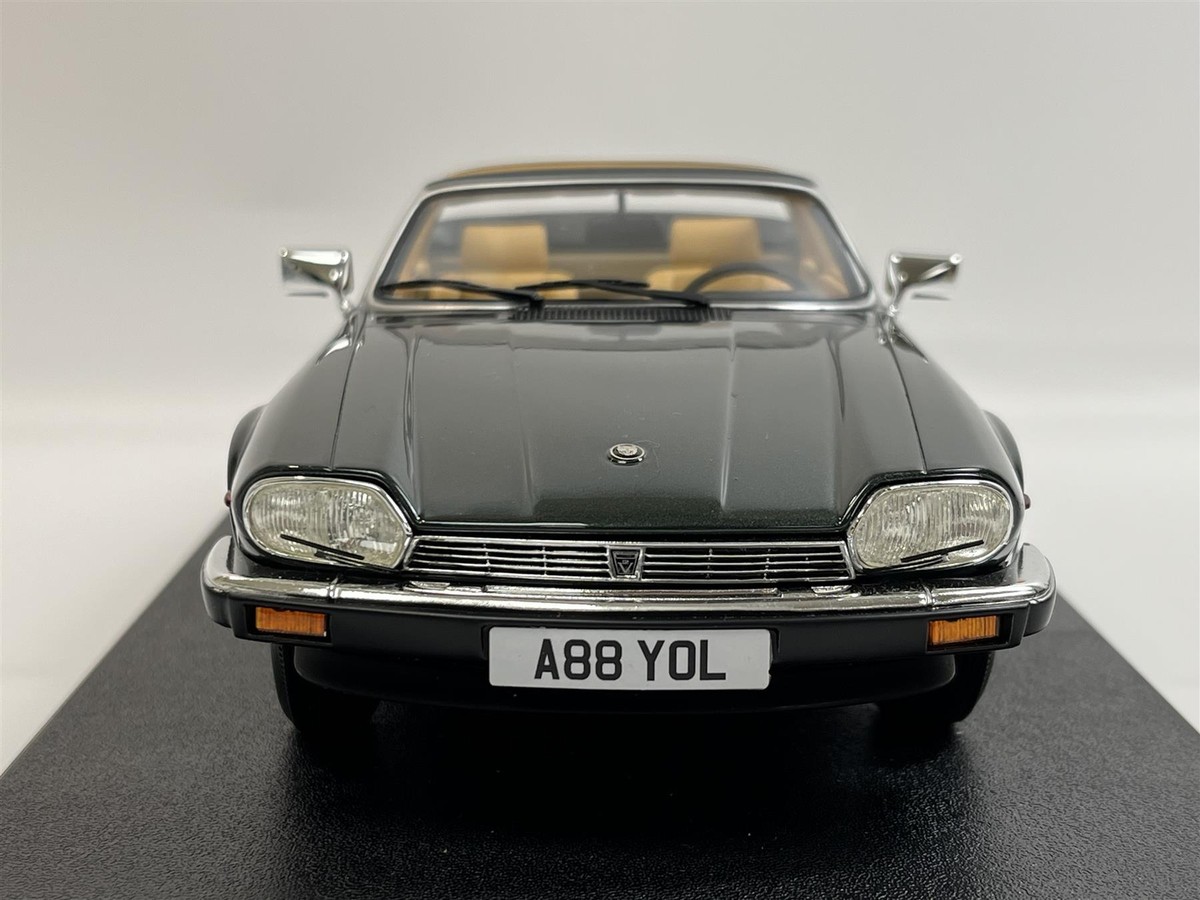 Jaguar XJ-SC Sage Metallic Green 1:18 Scale Cult Scale Model