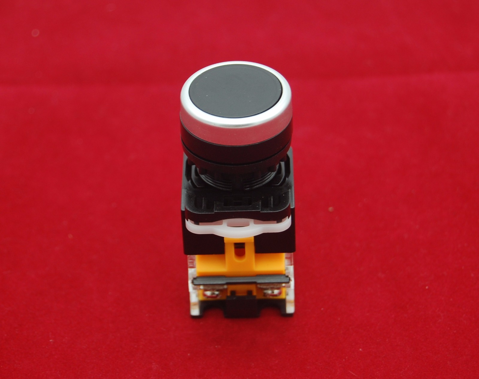 22MM Black Maintained Push Button Switch 1NC 1NO 10A