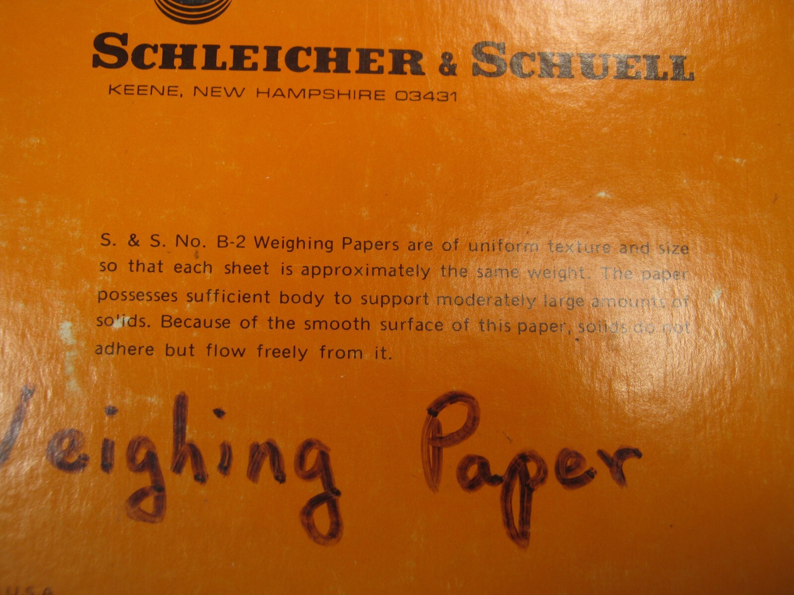 SCHLEICHER & SCHUELL WEIGHING PAPERS 6 X 6 INCHES FREE SHIPPING     G