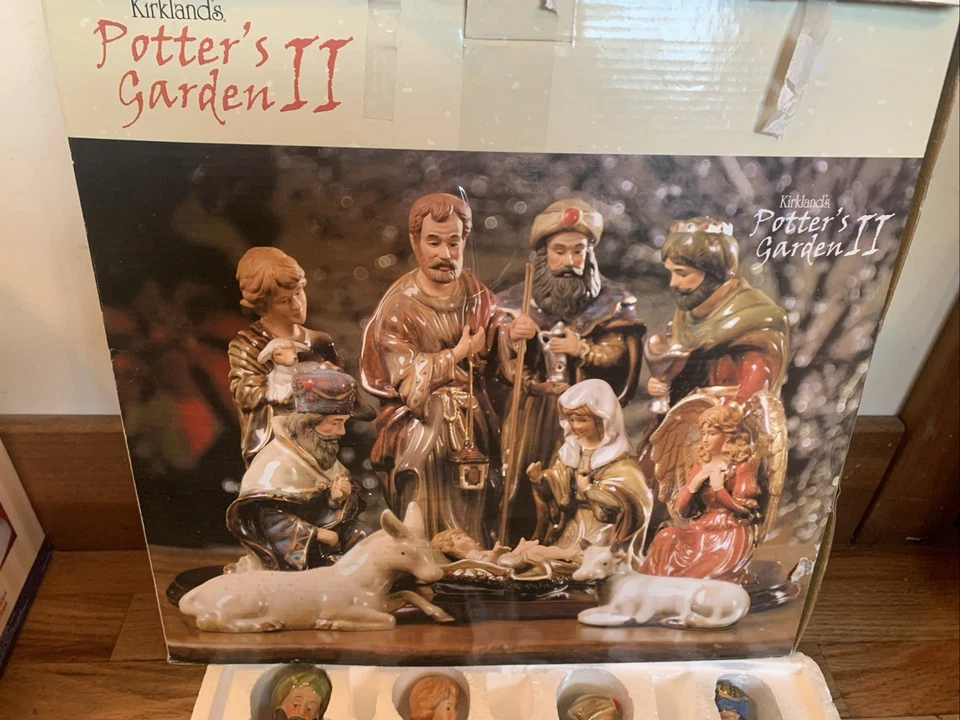 JUEGO DE BELÉN KIRKLANDS POTTERS GARDEN II BONITO ESMALTE FIGURA MÁS ALTA 7 1/2" Foto 3 de 4